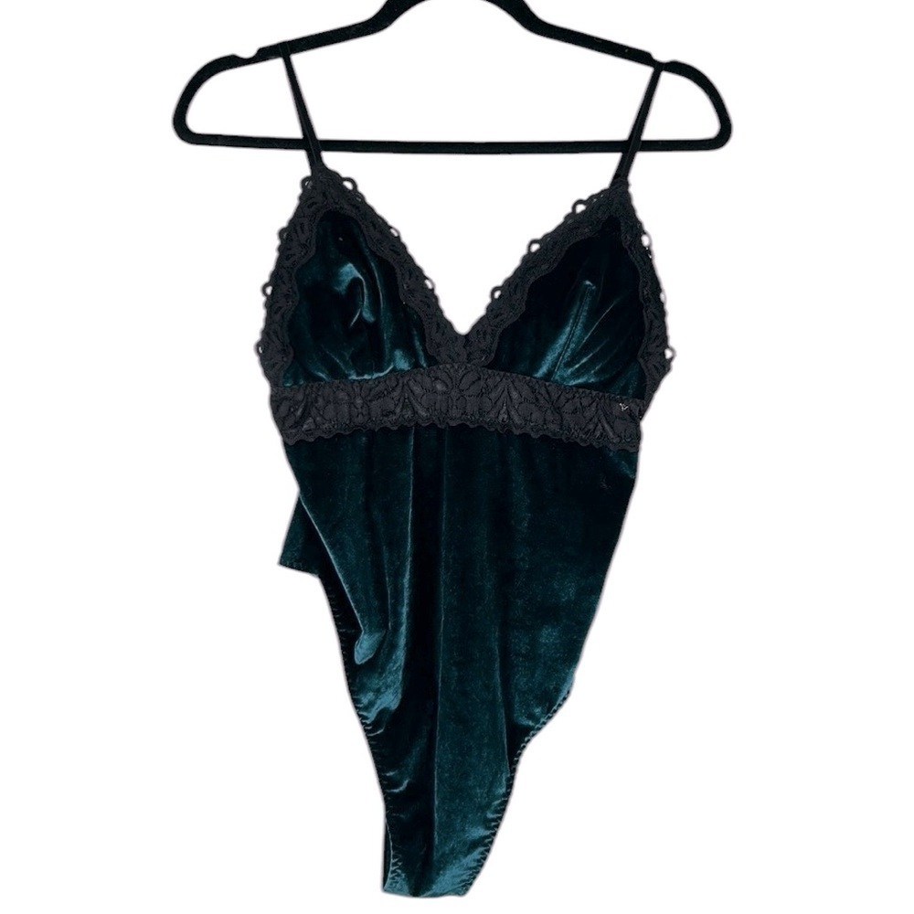 Shirley of Hollywood Green Velvet with Lace Sexy Bodysuit Light Padding Size XL